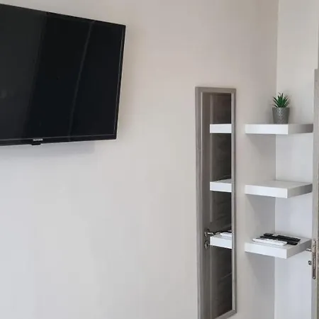 Sky - Location - 2 Minutes To South & South Park - 8 Minutes To Old Town Apartment *