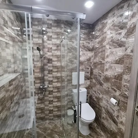Sky - Location - 2 Minutes To South & South Park - 8 Minutes To Old Town Апартамент