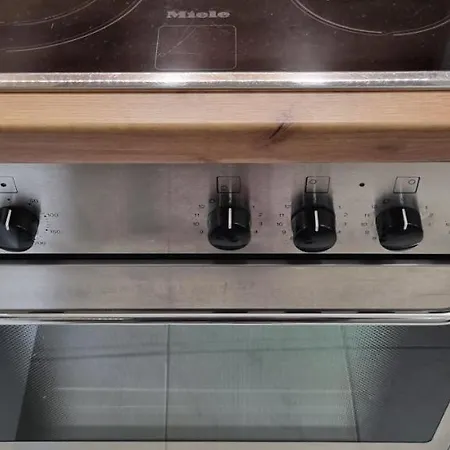 Sky - Location - 2 Minutes To South & South Park - 8 Minutes To Old Town * Νεσέμπαρ