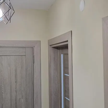 Apartament Sky - Location - 2 Minutes To South & South Park - 8 Minutes To Old Town