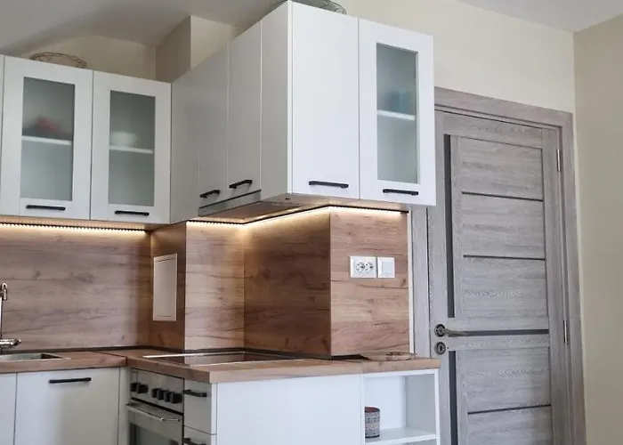 Sky - Location - 2 Minutes To South & South Park - 8 Minutes To Old Town Νεσέμπαρ