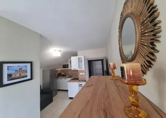 Sky - Location - 2 Minutes To South & South Park - 8 Minutes To Old Town Διαμέρισμα